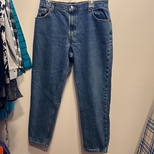 EUC vintage Levi’s 550 classic relaxed jeans size 16 S short